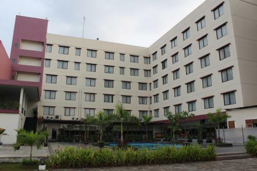 Citra Grand Hotel Karawang