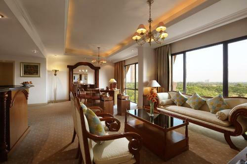 Hotel Aryaduta Lippo Village