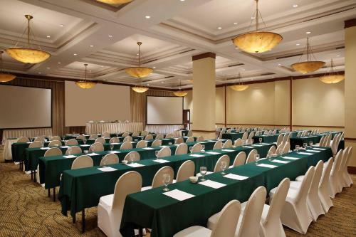 Hotel Aryaduta Lippo Village