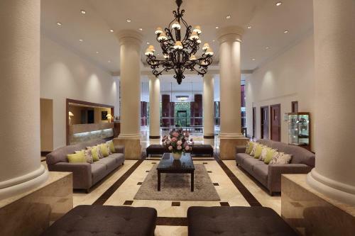 Hotel Aryaduta Lippo Village