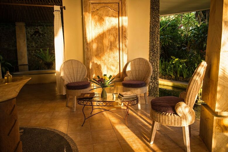 Hotel Puri Dajuma Villas