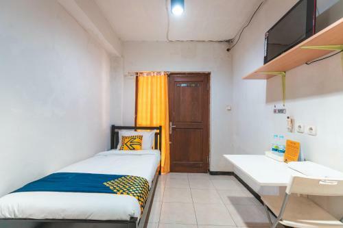Hotel Spot On 2033 Kayumanis Residence Syariah