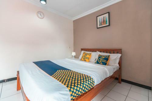 Hotel Spot On 2033 Kayumanis Residence Syariah