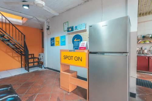 Hotel Spot On 2033 Kayumanis Residence Syariah