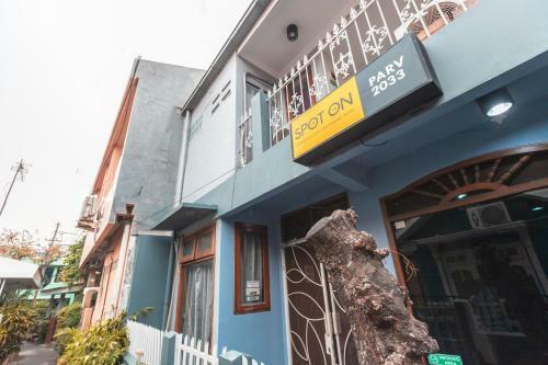 Hotel Spot On 2033 Kayumanis Residence Syariah