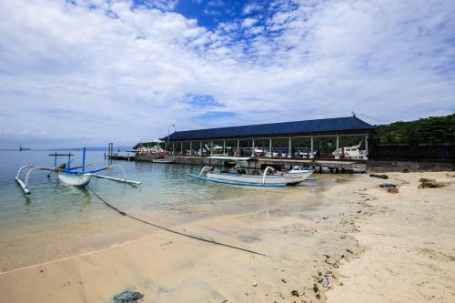 Hotel Dewi Villa