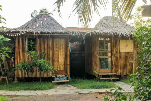 Hostal La Calypso Guesthouse