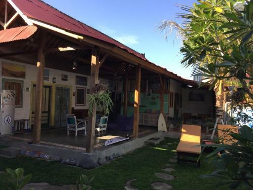 Hostal Medewi Secret Surfcamp