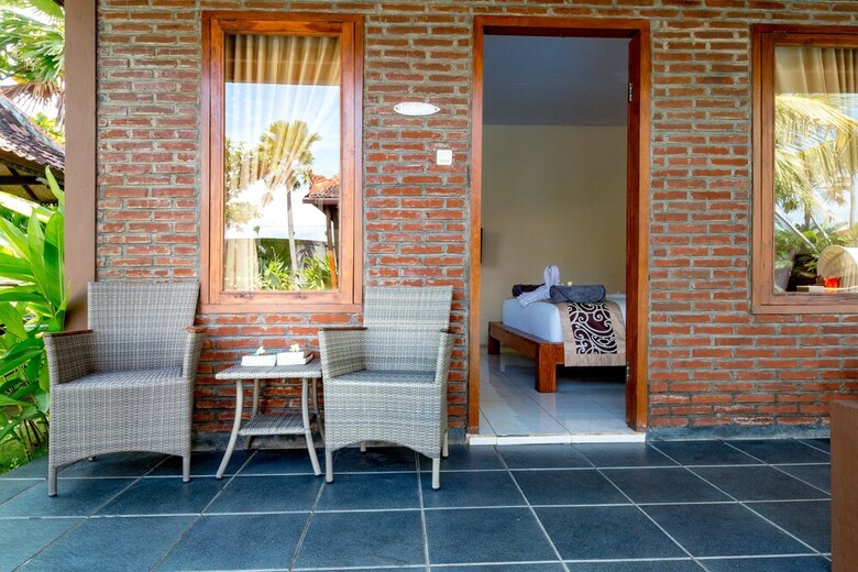 Hotel Sea Medewi Resort