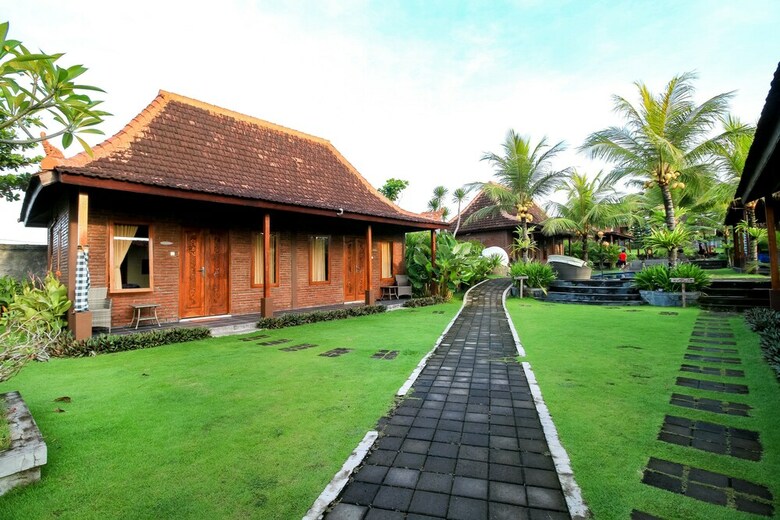 Hotel Sea Medewi Resort