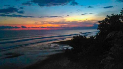 Hostal The Anara Surfing Camp