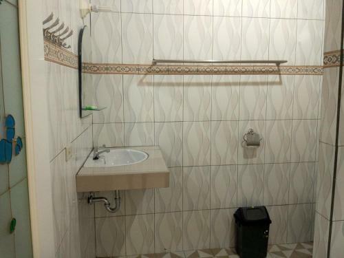 Hostal Gokhon Guest House