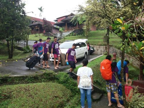 Highland Resort & Nature Tours