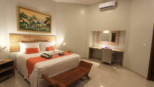 Poinciana Resort