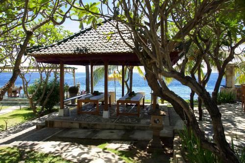 Poinciana Resort