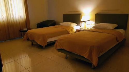 Crown Hotel
