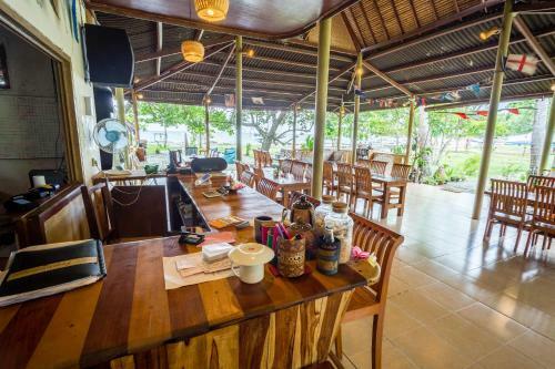 Hotel Capital O 2796 Medana Bay Marina
