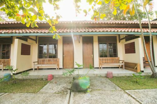 Posada Oyo 937 Mahessa Indah Residence