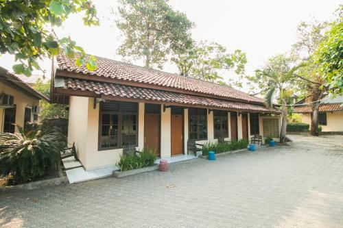 Posada Oyo 937 Mahessa Indah Residence