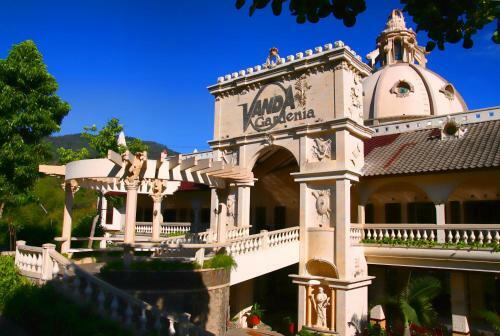 Vanda Gardenia Hotel & Resort