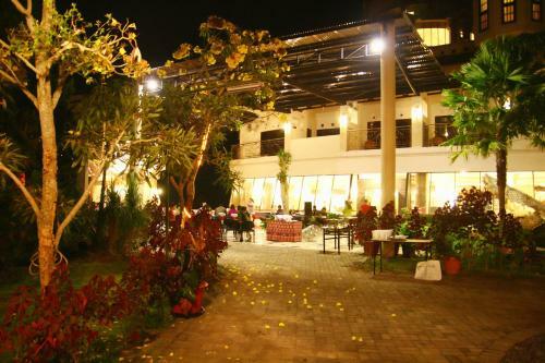 Vanda Gardenia Hotel & Resort