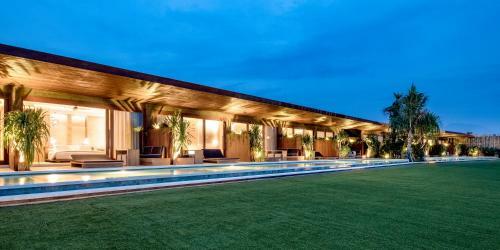 Hotel Komune Resort & Beach Club Bali