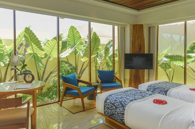 Hotel Komaneka At Keramas Beach