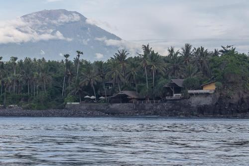 Seraya Shores