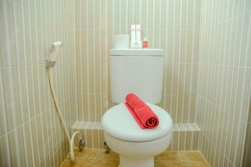 Cozy Studio Apartment @ Cinere Resort By Travelio