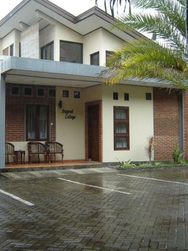 Nirwana Hotel