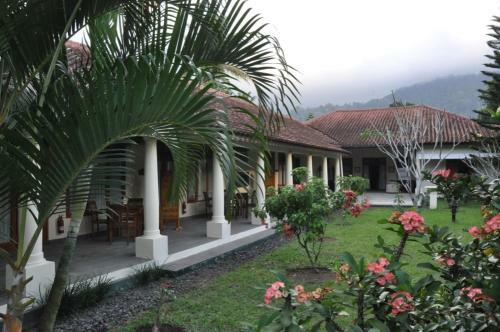 Hostal Villa Bugis Kalibaru