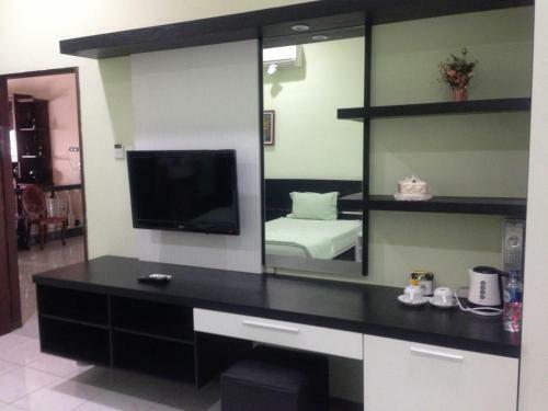 Hostal Cempaka Mas Hotel