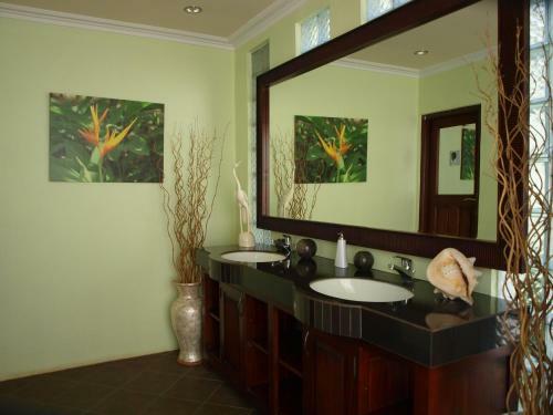 Hotel The Gecho Inn Town