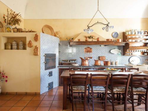 Trombatore Villa Sleeps 6 Pool Air Con Wifi T747581