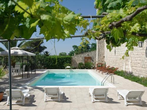 Trombatore Villa Sleeps 6 Pool Air Con Wifi T747581