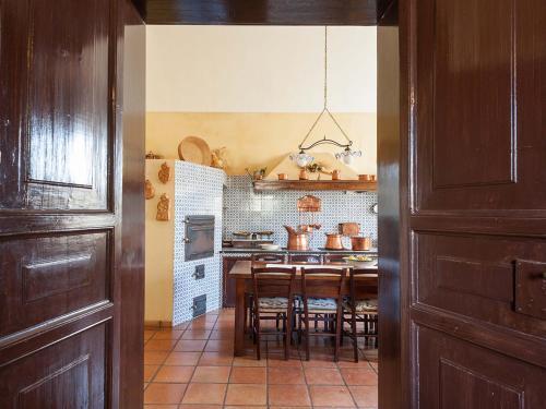 Trombatore Villa Sleeps 6 Pool Air Con Wifi T747581