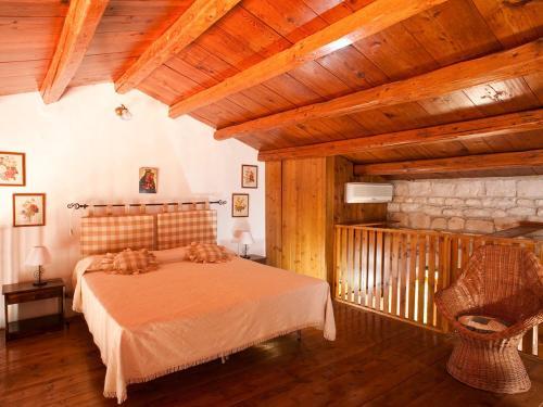 Trombatore Villa Sleeps 6 Air Con Wifi
