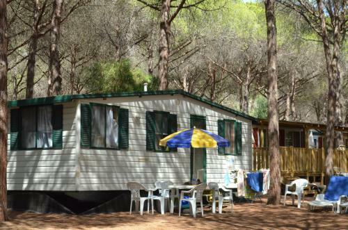 Happy Camp Mobile Homes In Camping Village Bella Sardinia