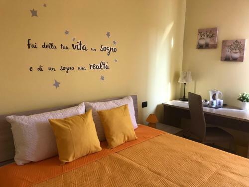 Color House Malpensa B&B
