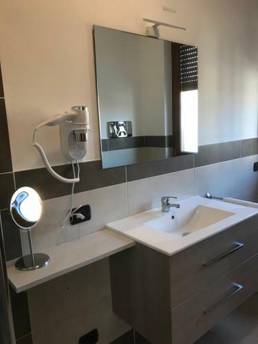 Color House Malpensa B&B