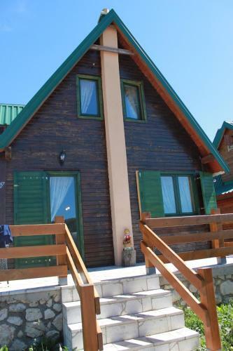 Chalet Mountain Relaxation