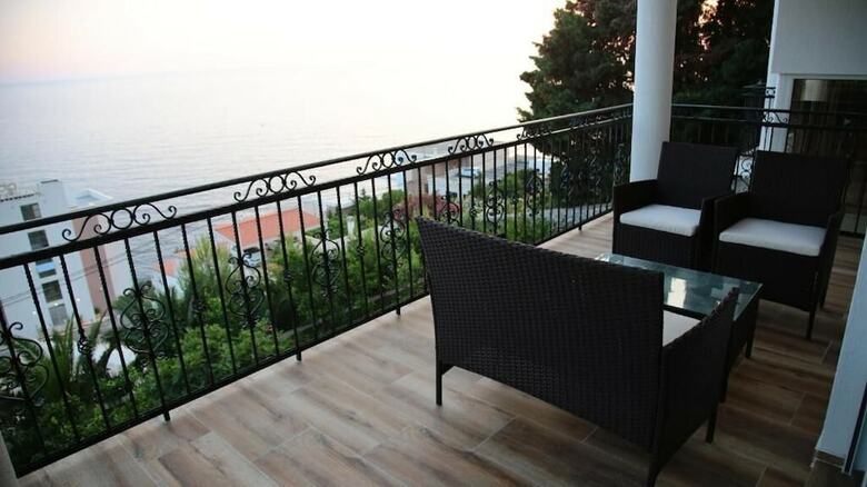 Apartments Bardak