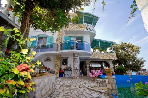 Apartamentos Vila Dora