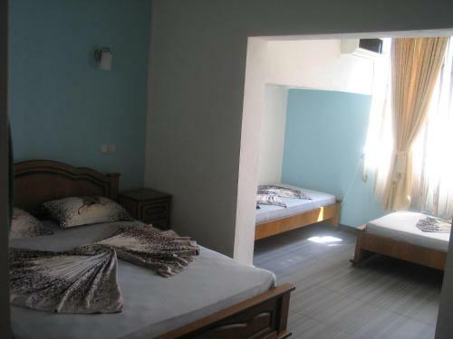 Hostal Accommodation Royal Azur
