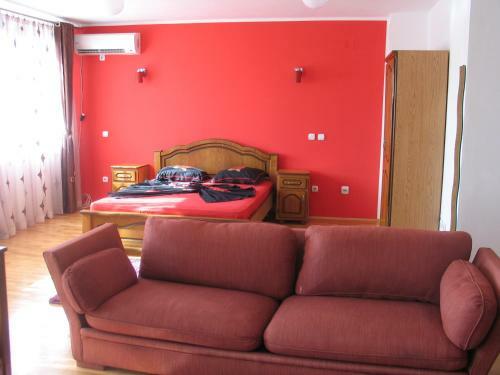Hostal Accommodation Royal Azur