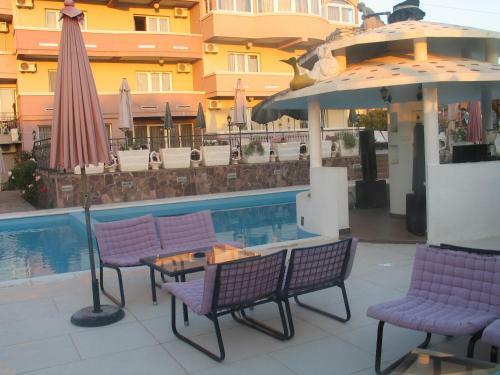 Hostal Accommodation Royal Azur
