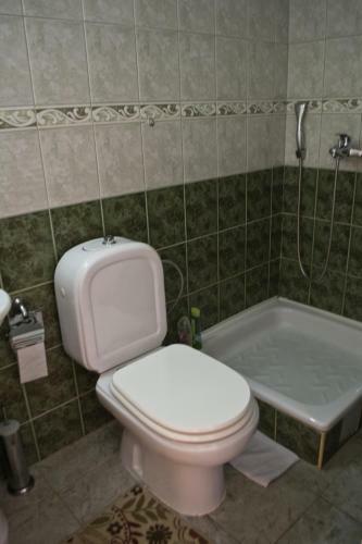 Hostal Guest House Redzo