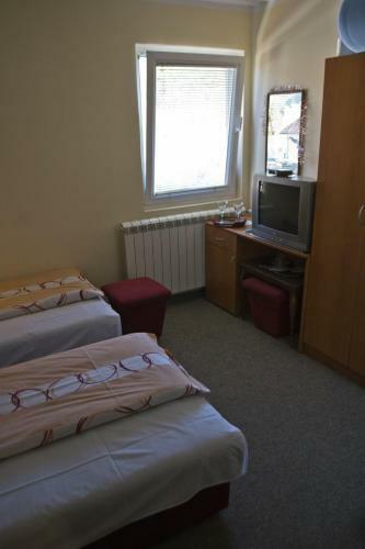 Hostal Guest House Redzo