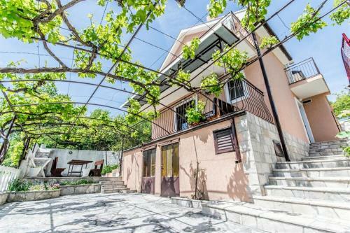 Villa Vila Loza