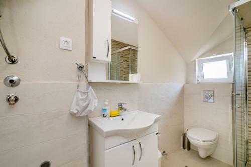 Apartamento Vila Milanovi?